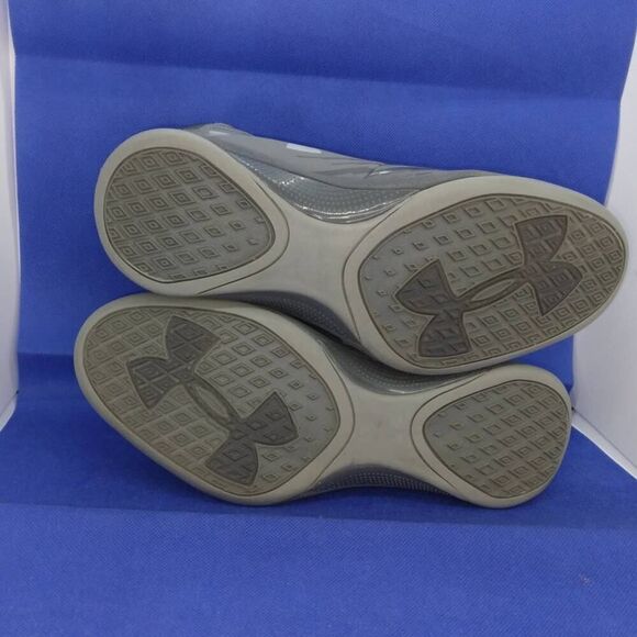 Under Armour Men's Pre-owned Gray Basketball Court Mid Top Sneakers - sz. 8 - Picture 5 of 6